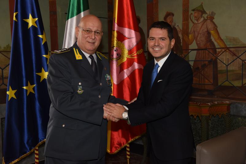 Visita del Comandante Interregionale dell'Italia Sud-Occidentale della Guardia di Finanza, Gen. C. A. Rosario Lorusso