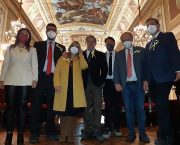Il fiocco giallo in Parlamento