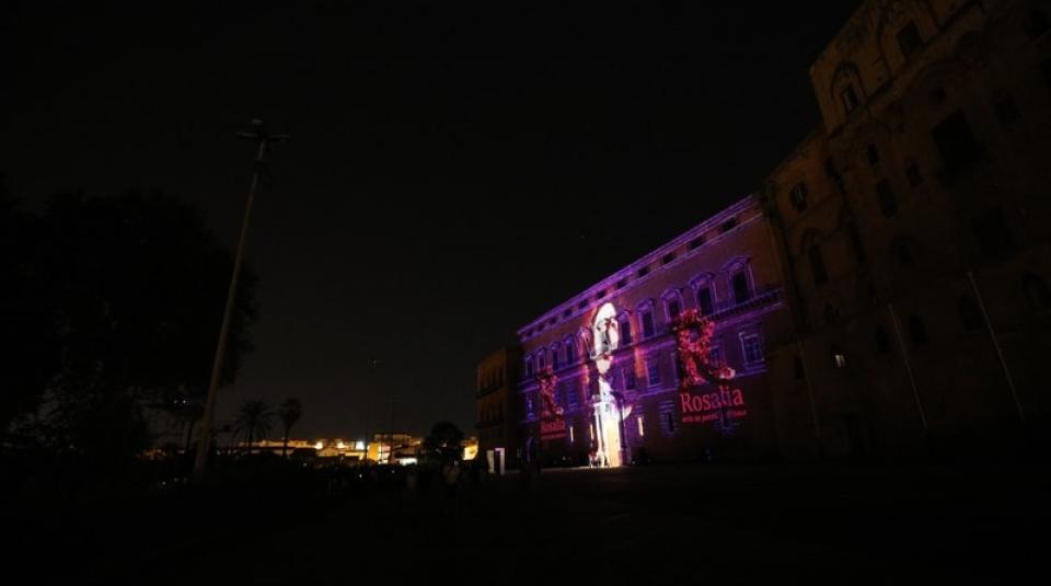 Erisi in peste patrona videomapping