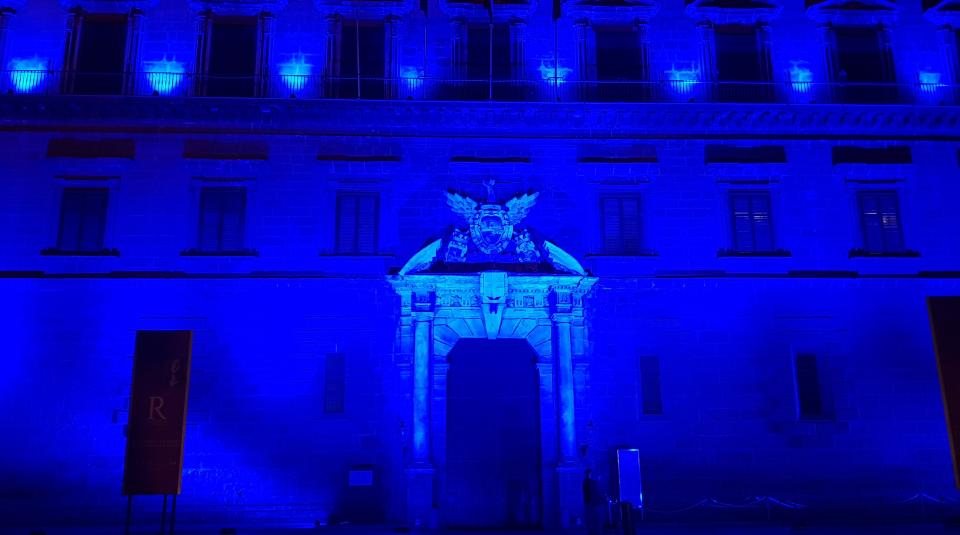 palazzo reale blu2