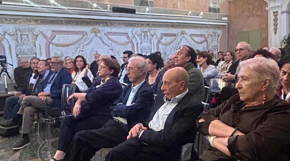 Presentazione archivio Salvo Licata.
